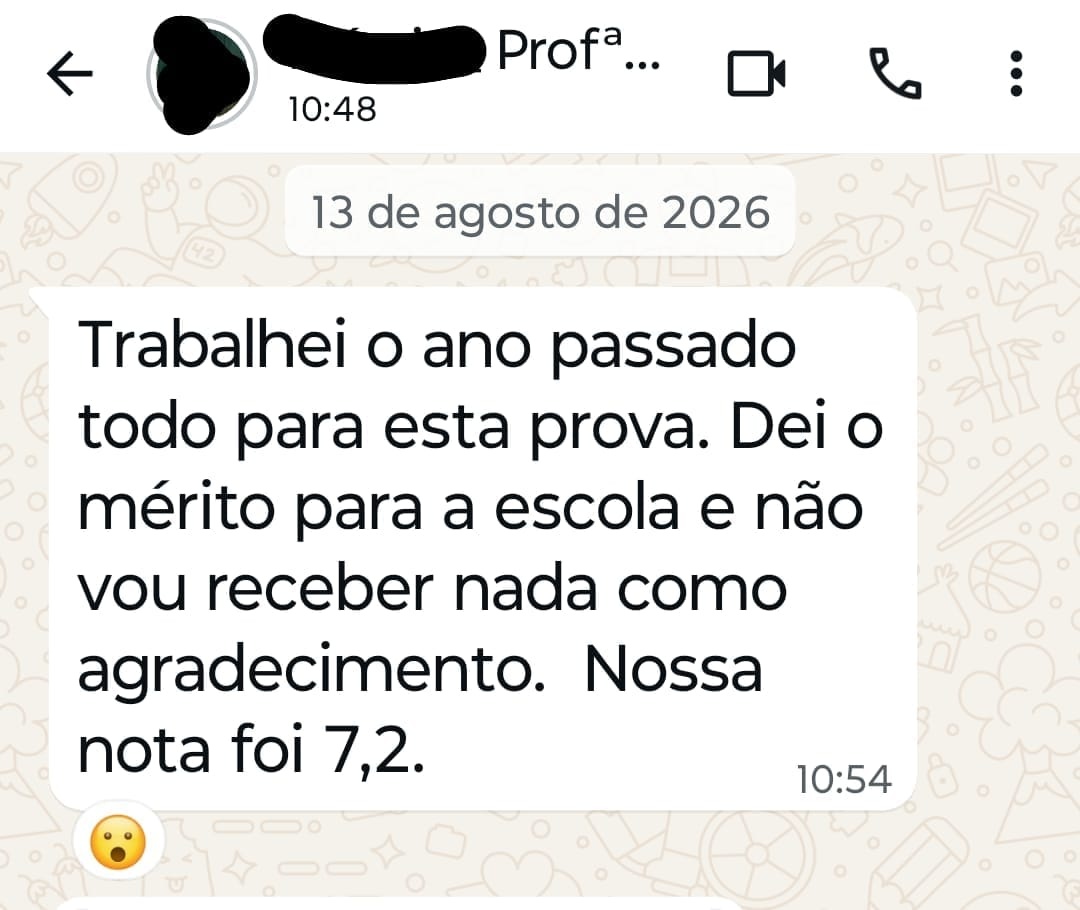 Print/Professora da SEMEC, em conversa com  o jornalista Márcio Felipe