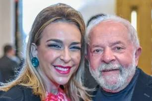 Roberta Luchsinger e Lula aprecem juntos em algumas fotografias