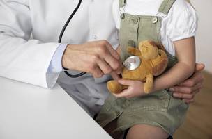 Sociedade Brasileira de Pediatria (SBP) orieta que médicos não compartilhem fotos de pacientes na internet (Foto: Freepik)