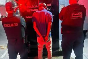 Suspeito foi preso em flagrante