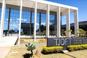 CNJ libera R$ 455,7 milhões em benefícios para juízes do DF