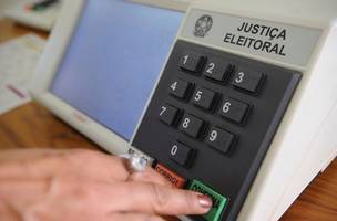 Urna eletrônica será submetida a testes antes das eleições de outubro. (Foto: Fabio Rodrigues-Pozzebom/Agência Brasil)