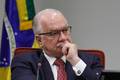 Fachin avalia adiar julgamento de Mendonça em meio a tensão no STF