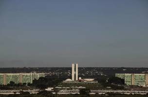 Esplanada dos Ministérios recebeu o desfile oficial enquanto manifestações políticas ocorriam em outras áreas de Brasília. (Foto: REUTERS/Ricardo Moraes)