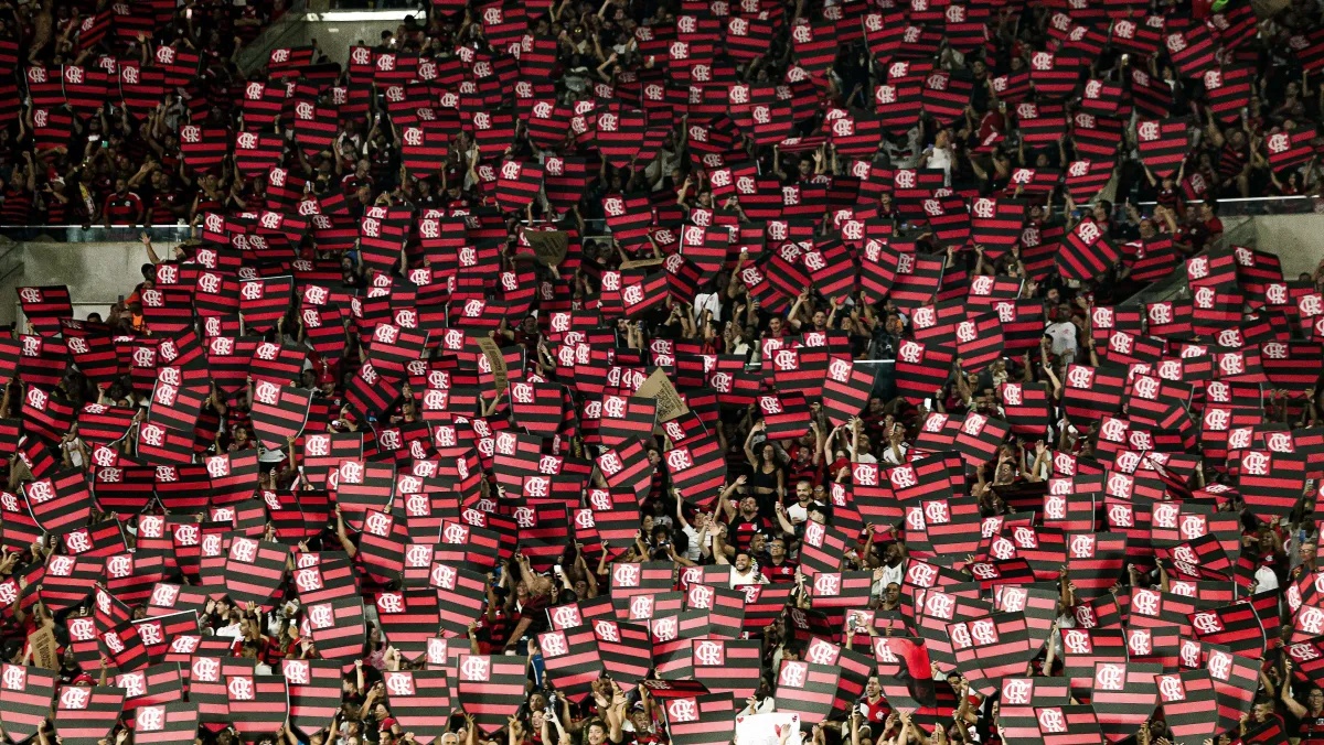 Flamengo estreia nova parceria no uniforme nesta quinta-feira (17).
