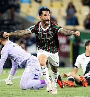 Lucho comemora vitória do Fluminense sobre o Vasco