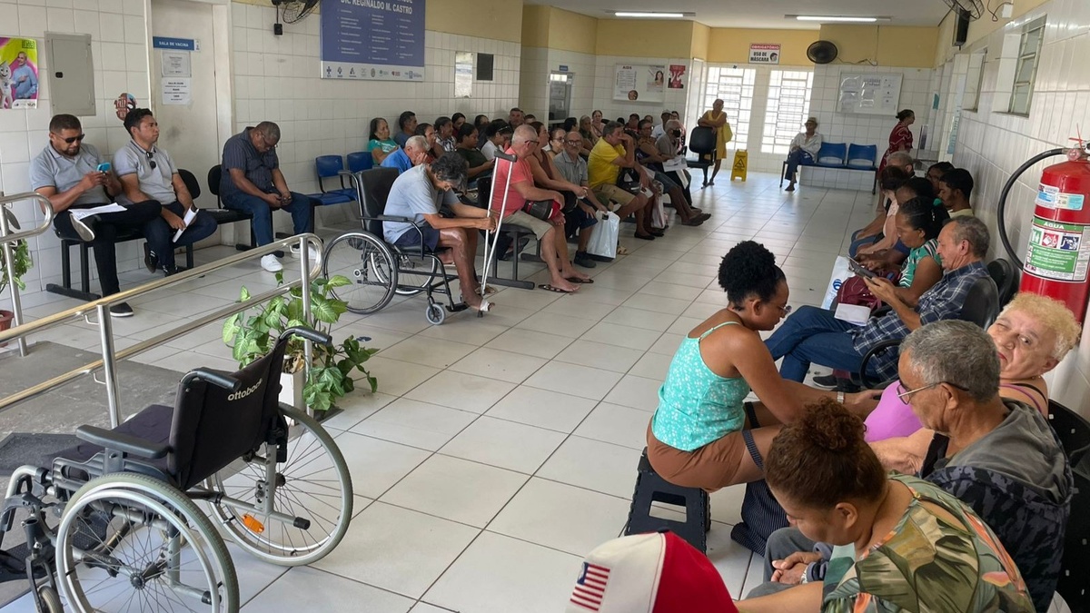 Mutirão oferece avaliações oftalmológicas para moradores com suspeita de catarata.