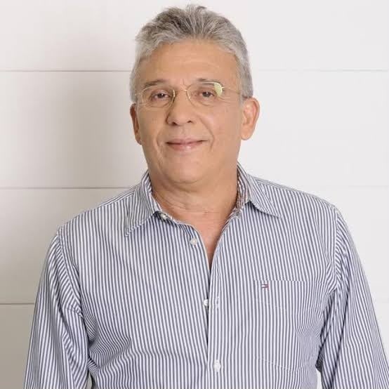 Nelson Nery Costa é jurista, defensor público, professor e escritor. Presidente do Conselho Estadual de Cultura do Piauí.