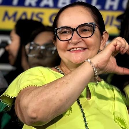 Prefeita Betinha vota em Ciro para senador e Rafael, governador