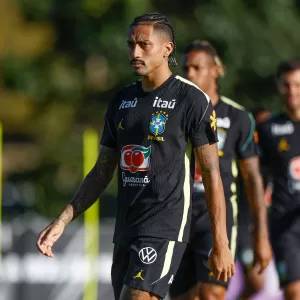 Raphinha em treino na sexta-feira (25)