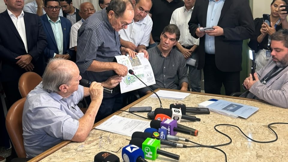 Silvio Mendes anuncia aporte para ônibus, nova ponte e planetário para a capital Teresina