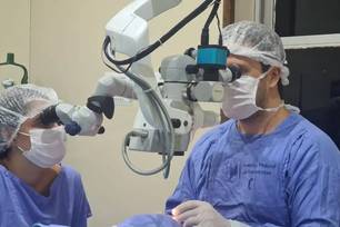 Transplante de córnea é utilizado para recuperar a visão de pacientes com diferentes doenças oculares. (Foto: Divulgação/HFB)