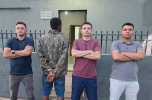 Um dos suspeitos (Foto: Divulgação/Polícia Militar)