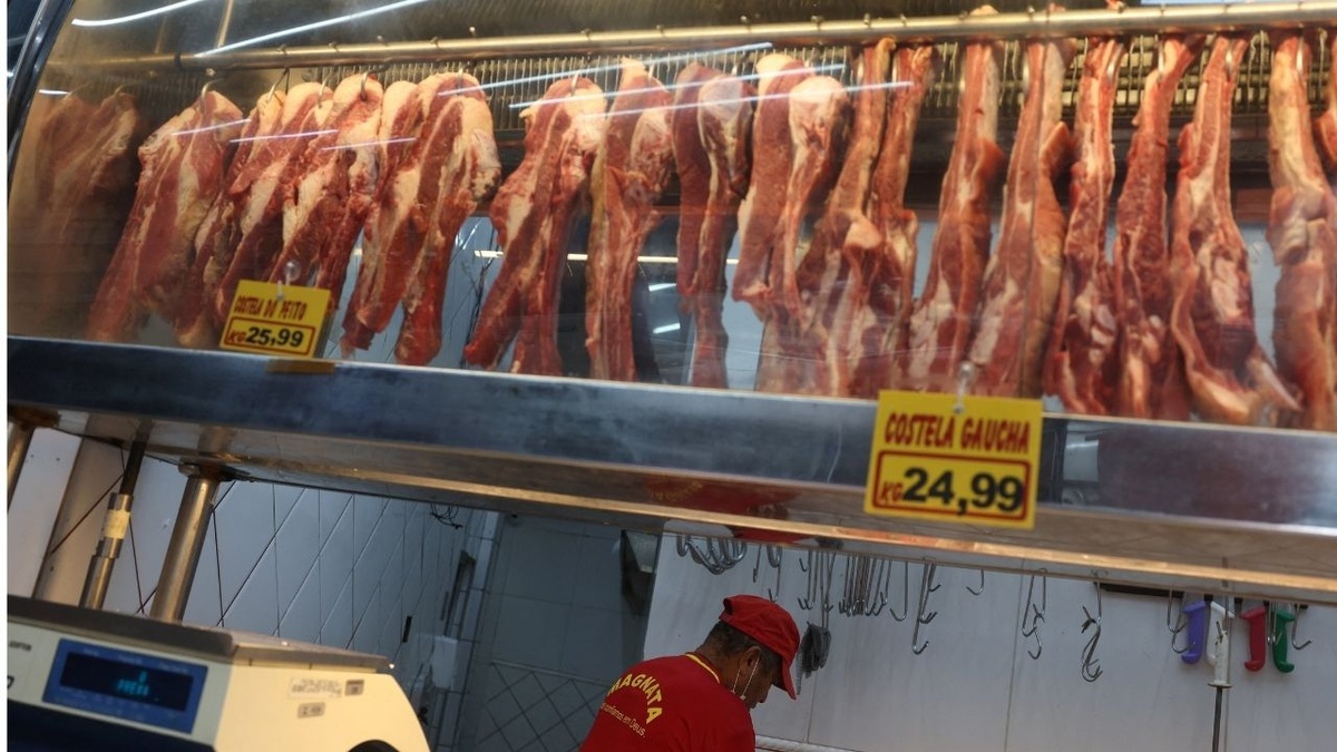 União Europeia suspenderá importações de carne bovina brasileira a partir de quinta-feira.