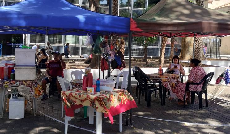 Direto da Redação: prefeito autoriza camelôs na Praça Rio Branco?
