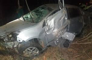 Colisão entre carro e caminhão-tanque deixa uma pessoa morta na BR 316 (Foto: -)