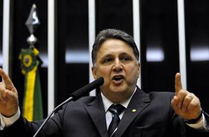 Anthony Garotinho foi condenado pelo TRF2 a quatro anos e seis meses de reclusão (Foto: Renato Araújo/Arquivo /Agência Brasil) (Foto: Anthony Garotinho foi condenado pelo TRF2 a quatro anos e seis meses de reclusão (Foto: Renato Araújo/Arquivo /Agência Brasil))