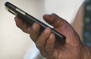 celular (Foto: Marcello Casal Jr/Agência Brasil)