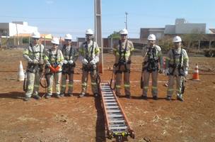SESI capacita trabalhadores da Eletrobras Piauí em trabalho de altura (Foto: -)