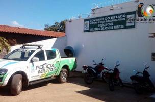 Bandidos invadem residência e roubam eletrodomésticos (Foto: -)