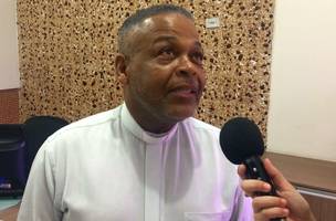 Comemorando nove anos da Missa da Misericórdia, padre Nilton diz: 'Não se constrói a paz espalhando o ódio' (Foto: -)