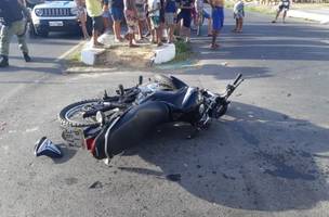 Colisão entre carro e moto deixa uma pessoa morta e outra ferida no Piauí (Foto: -)