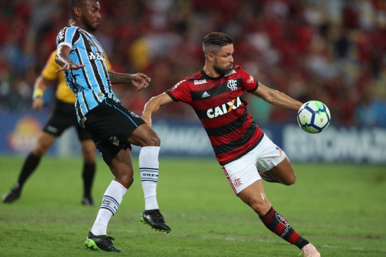 Diego, autor do segundo gol do Flamengo contra o Grêmio, prevê um duelo difícil contra o Cruzeiro no domingo (Foto: Gilvan de Souza/Flamengo)