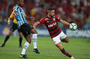 Diego, autor do segundo gol do Flamengo contra o Grêmio, prevê um duelo difícil contra o Cruzeiro no domingo (Foto: Gilvan de Souza/Flamengo) (Foto: Diego, autor do segundo gol do Flamengo contra o Grêmio, prevê um duelo difícil contra o Cruzeiro no domingo (Foto: Gilvan de Souza/Flamengo))