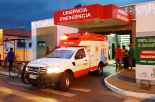 Mulher fica ferida ao cair de carroceria de carro no interior do Piauí (Foto: -)