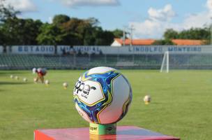 Estádio Lindolfo Monteiro (Foto: Foto: Jade Araujo/Portal AZ)