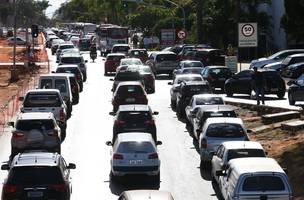 Motoristas podem ter desconto de até 30% no valor do IPVA (Foto: Antonio Cruz/Agência Brasil)