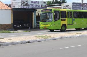 onibus (Foto: Foto: Marcelo Gomes / Portal AZ)