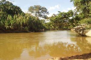 Rio Corrente (Foto: Wikipédia)
