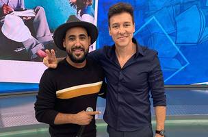 Em alta, Saia Rodada grava participação no programa Hora do Faro (Foto: -)