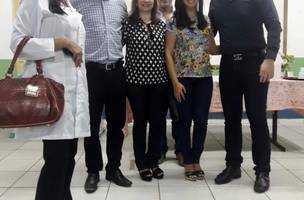 Integrantes da Ajuspi palestram sobre direitos do cidadão no Escolão do Itararé (Foto: -)