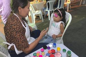 Criançada faz a festa com os serviços oferecidos na ExpoTeresina (Foto: -)