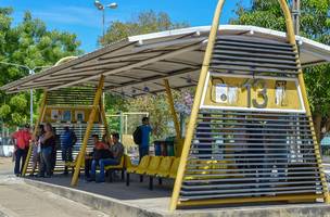 UFPI instala placas de energia solar em parada de ônibus (Foto: -)