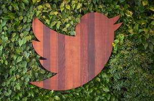 Twitter lança para todos os usuários recurso que esconde respostas a tuítes (Foto: -)