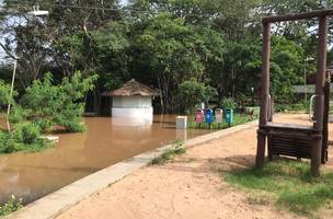 Rio Poti pode ultrapassar cota de inundação nesta terça-feira em Teresina (Foto: -)