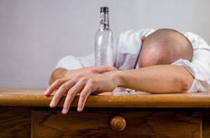 Embriaguez no trabalho: doença ou motivo para justa causa? (Foto: -)