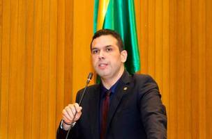 Deputado estadual é denunciado por violência doméstica pela ex-companheira (Foto: -)