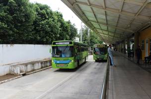 Setut diz que frota mínima de ônibus determinada pelo TRT não está sendo cumprida durante greve (Foto: -)