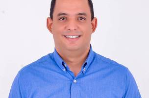 Ricardo Moura é eleito prefeito de Demerval Lobão com mais de 70% dos votos (Foto: -)