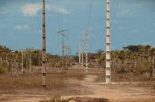Ato de vandalismo causa suspensão do fornecimento de energia em 20 municípios do Piauí (Foto: -)
