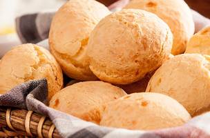 Inove: aprenda a fazer pão de queijo com apenas três ingredientes (Foto: -)