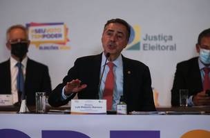 Barroso diz que abstenção de eleitores foi maior que o desejável (Foto: -)