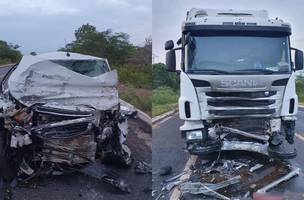 Homem de 39 anos morre em colisão entre carro e carreta na BR 316 (Foto: -)
