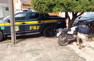 Homem de 52 anos é preso pela polícia na BR 343 por adulteração de veículo (Foto: -)