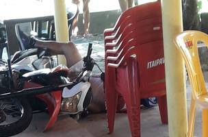 Mototaxista é executado a tiros em bar na praia Pedra do Sal (Foto: -)