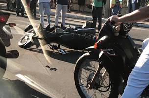 Duas pessoas ficam feridas em acidente com motocicletas no Centro de Teresina (Foto: -)